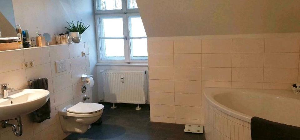 Etagenwohnung Frankfurt (Oder) Booßen - 3 Zimmer, 103 m&sup2;, 670&euro; | Angebot:26597908