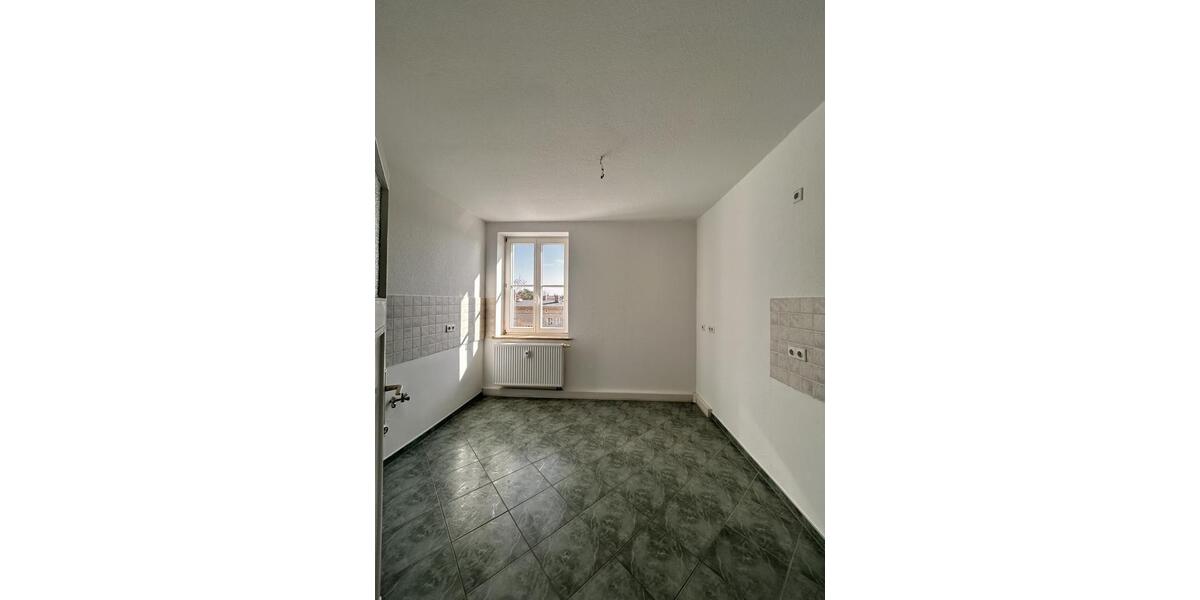 Etagenwohnung Eisenhüttenstadt - 3 Zimmer, 64 m&sup2;, 405&euro; | Angebot:24157711