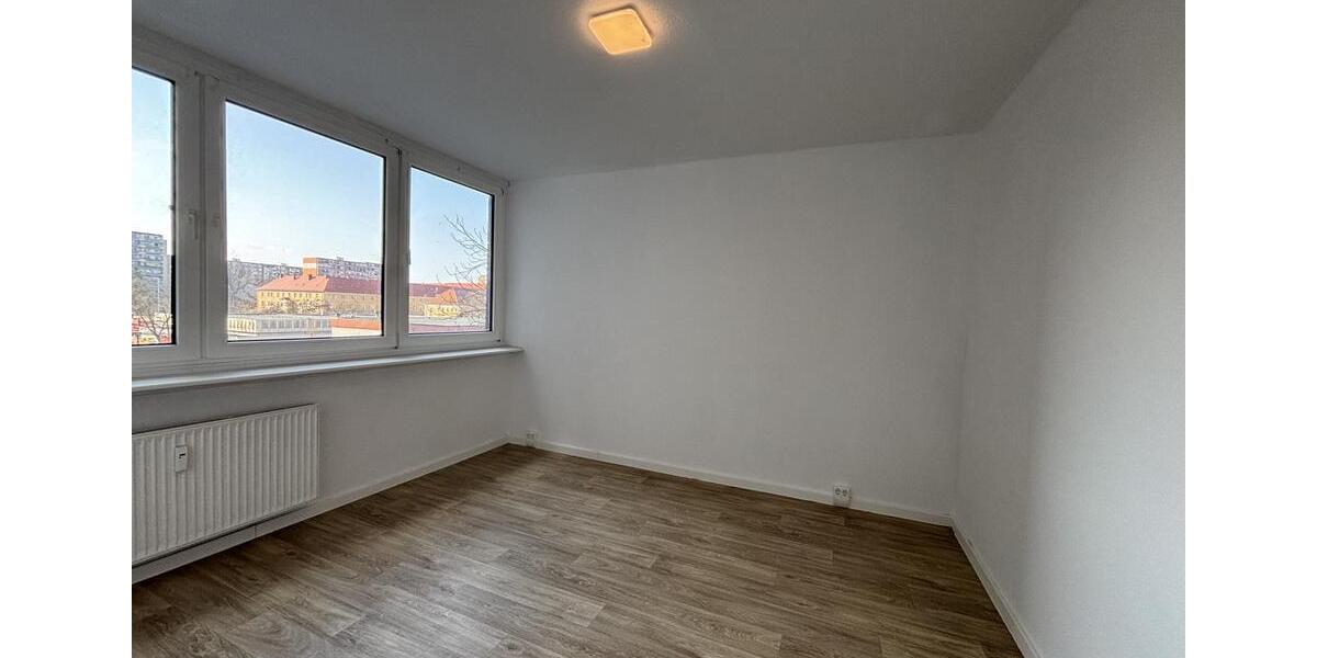 Etagenwohnung Frankfurt (Oder) - 2 Zimmer, 53 m&sup2;, 292&euro; | Angebot:25921387