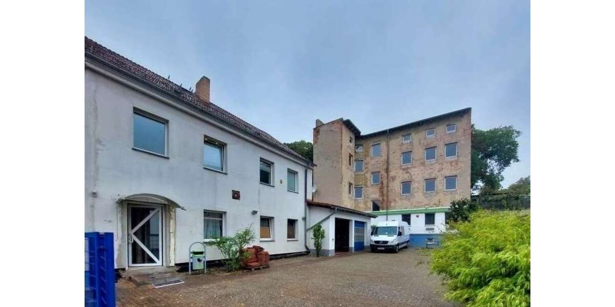 Einfamilienhaus Frankfurt Beresinchen - 15 Zimmer, 340 m&sup2;, 199.000&euro; | Angebot:22797898
