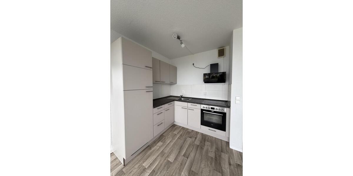 Etagenwohnung Frankfurt (Oder) - 3 Zimmer, 68 m&sup2;, 501&euro; | Angebot:26233075