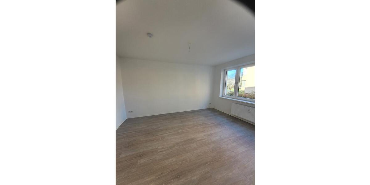 Etagenwohnung Frankfurt (Oder) - 2 Zimmer, 47 m&sup2;, 426&euro; | Angebot:26017778