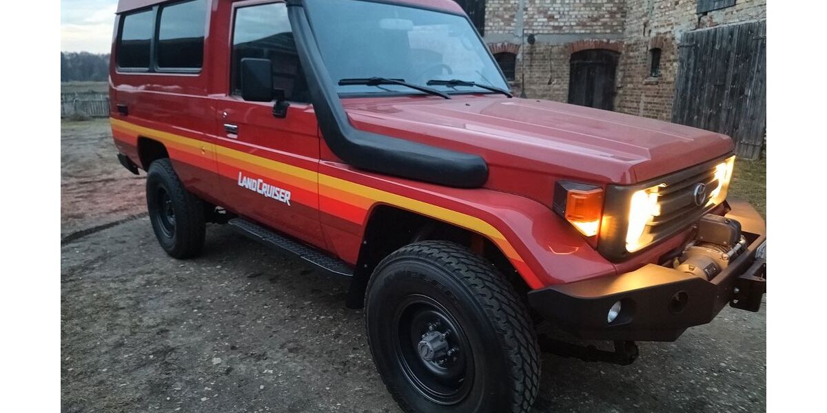 Toyota Land Cruiser 350.000 km 35.900 &euro; Küstriner Vorland 15328