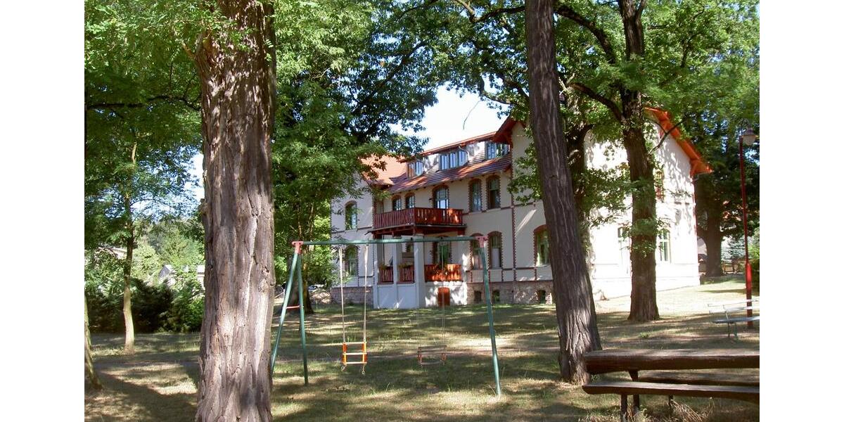 Etagenwohnung Eisenhüttenstadt - 3 Zimmer, 92 m&sup2;, 750&euro; | Angebot:26491470