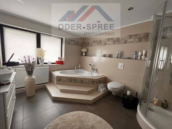 Einfamilienhaus Frankfurt (Oder) Markendorf - 5 Zimmer, 202 m&sup2;, 349.000&euro; | Angebot:26318739