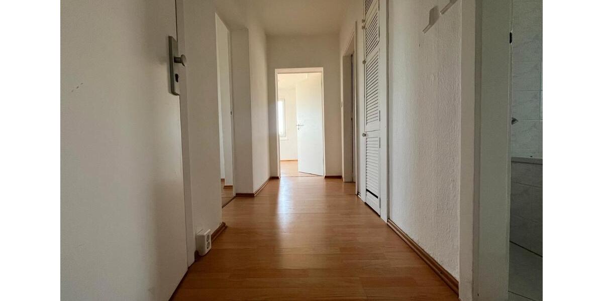 Etagenwohnung Frankfurt (Oder) Booßen - 4 Zimmer, 77 m&sup2;, 713&euro; | Angebot:25329396