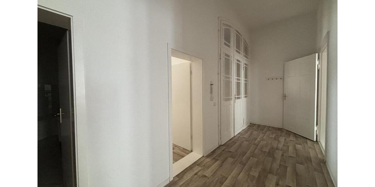 Etagenwohnung Frankfurt (Oder) - 2 Zimmer, 71 m&sup2;, 558&euro; | Angebot:25654517