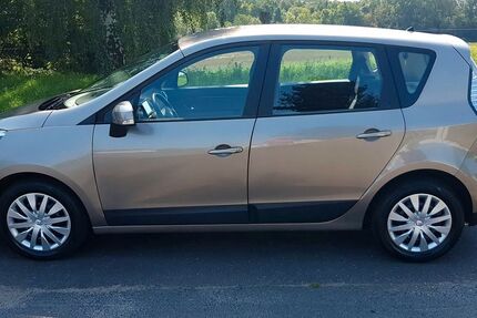 Renault Scenic 64.464 km 9.450 &euro; Frankfurt (Oder) 15234