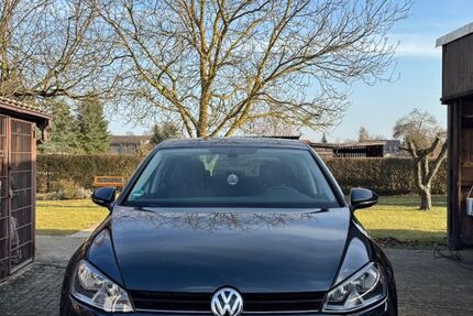VW Golf 71.000 km 9.900 &euro; Gusow-Platkow 15306