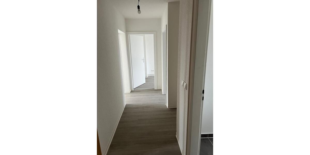 Etagenwohnung Jacobsdorf - 3 Zimmer, 61 m&sup2;, 455&euro; | Angebot:24763277