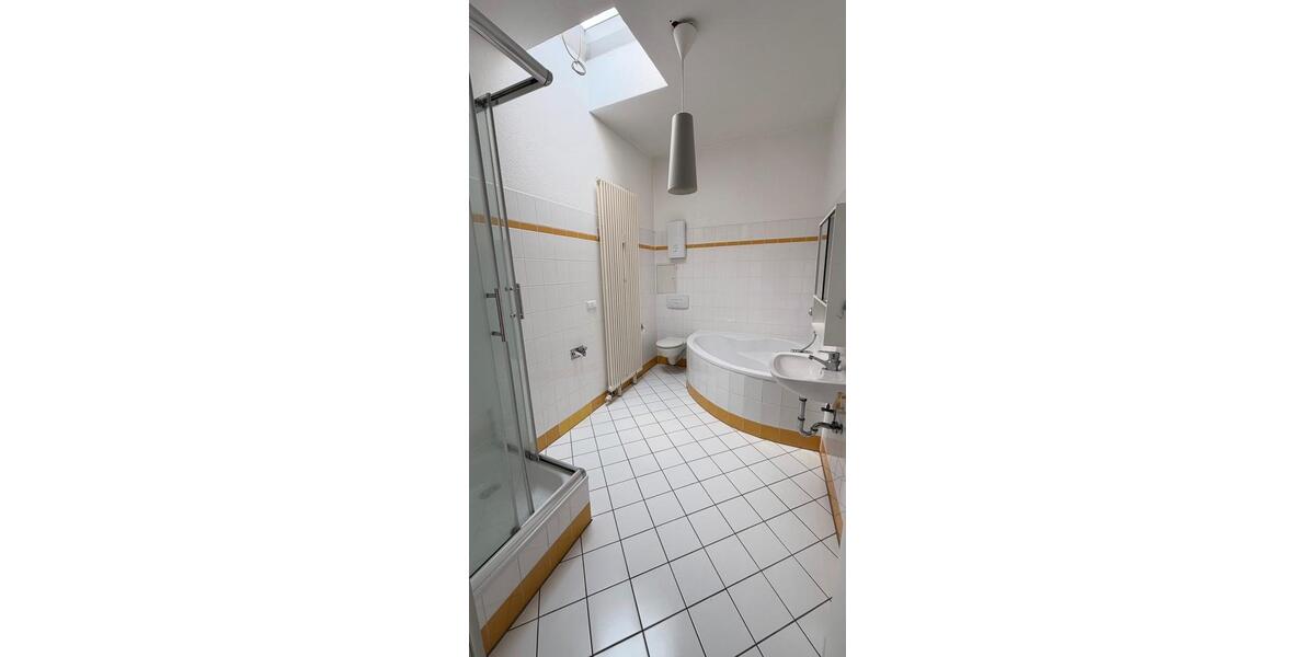 Dachgeschoßwohnung Jacobsdorf - 1 Zimmer, 71 m&sup2;, 780&euro; | Angebot:26166428