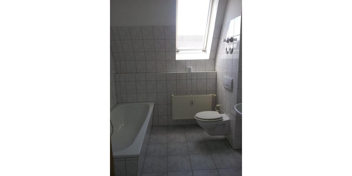 Dachgeschoßwohnung Frankfurt (Oder) Beresinchen - 2 Zimmer, 52 m&sup2;, 302&euro; | Angebot:26536767