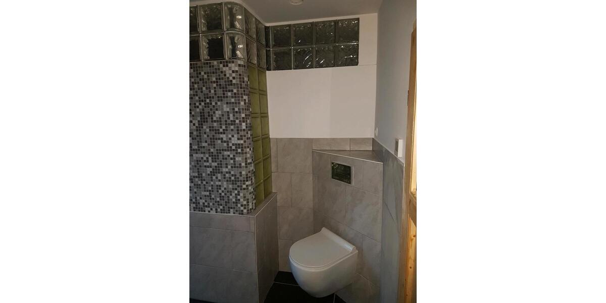 Etagenwohnung Eisenhüttenstadt - 3 Zimmer, 93 m&sup2;, 970&euro; | Angebot:25189748