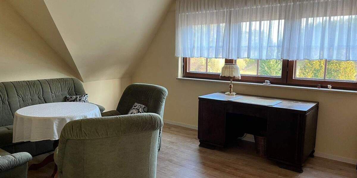 Einfamilienhaus Lawitz - 9 Zimmer, 303 m&sup2;, 365.000&euro; | Angebot:25834746