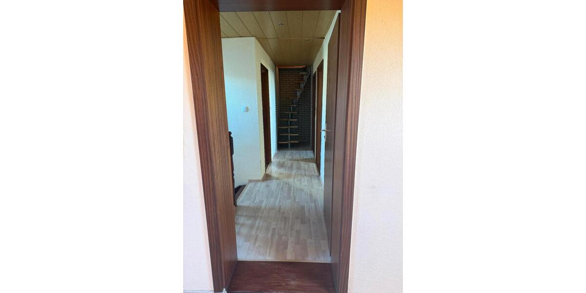 Reihenhaus Eisenhüttenstadt - 6 Zimmer, 161 m&sup2;, 339.000&euro; | Angebot:25965004