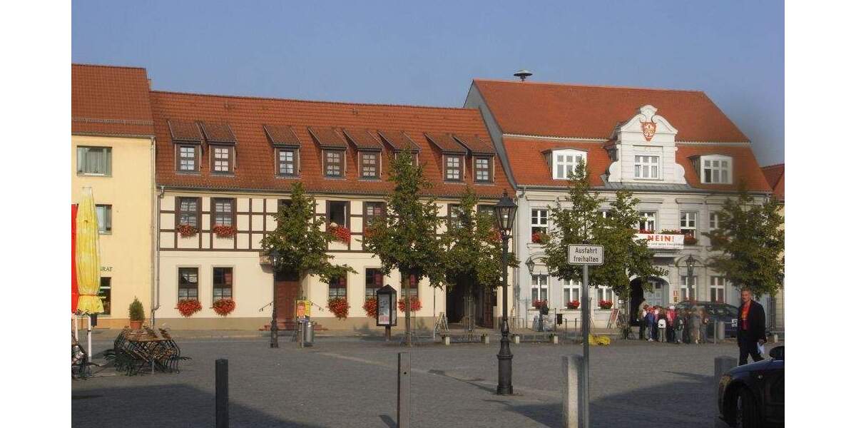 Einfamilienhaus Beeskow - 4 Zimmer, 150 m&sup2;, 249.000&euro; | Angebot:25862357