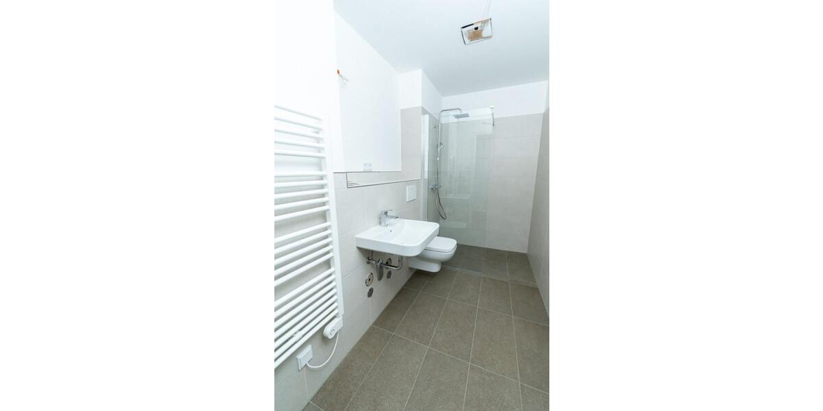 Etagenwohnung Frankfurt (Oder) - 4 Zimmer, 114 m&sup2;, 1.485&euro; | Angebot:25323158