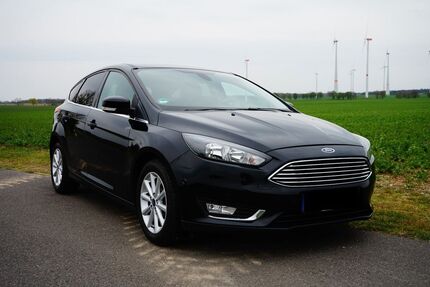 Ford Focus 126.312 km 6.200 &euro; Zeschdorf 15326