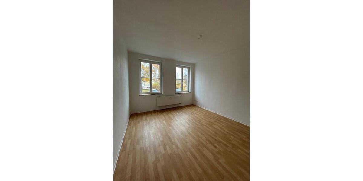 Erdgeschoßwohnung Eisenhüttenstadt - 3 Zimmer, 67 m&sup2;, 470&euro; | Angebot:24793594