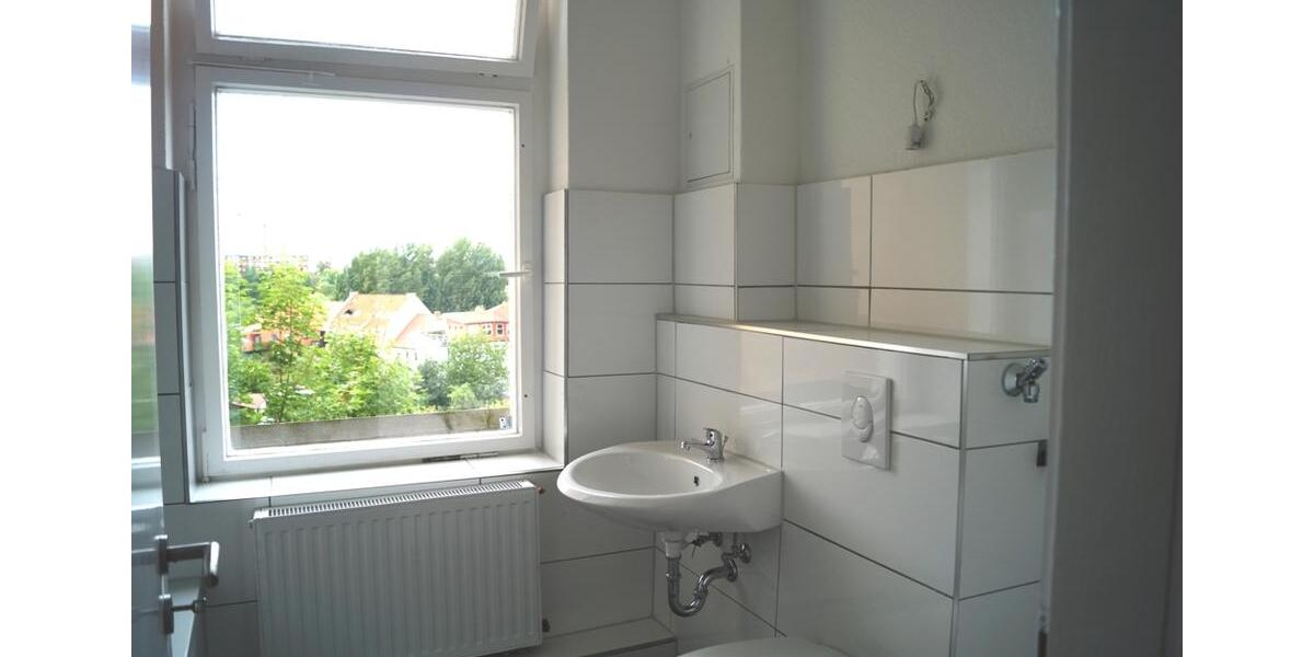 Etagenwohnung Frankfurt (Oder) - 3 Zimmer, 71 m&sup2;, 469&euro; | Angebot:25783646