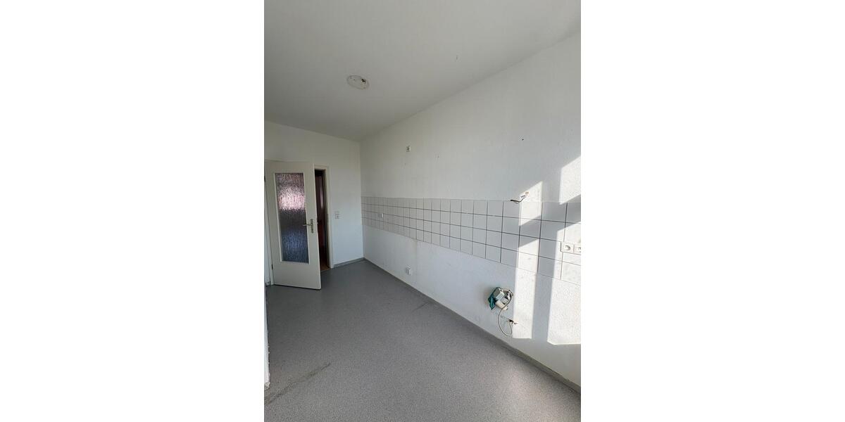 Etagenwohnung Frankfurt (Oder) Booßen - 3 Zimmer, 79 m&sup2;, 665&euro; | Angebot:26253611